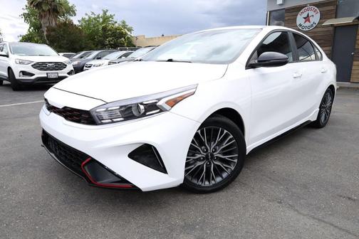 Snow White Pearl 2023 Kia Forte GT-Line