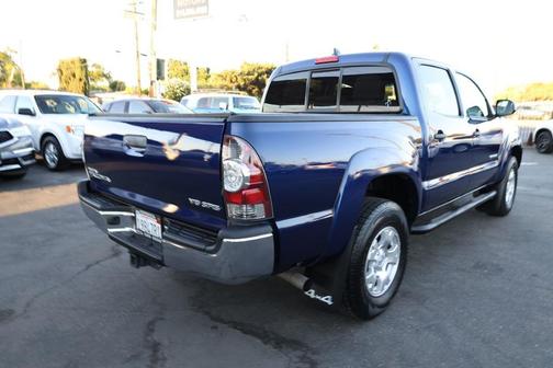 2014 Toyota Tacoma Base