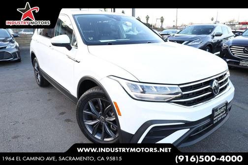 Pure White 2022 Volkswagen Tiguan 2.0T SE