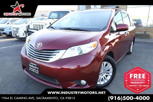 2017 Toyota Sienna XLE