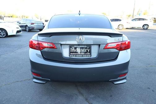 2013 Acura ILX 2.0L Technology