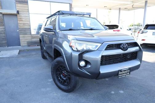 Magnetic Gray Metallic 2015 Toyota 4Runner SR5