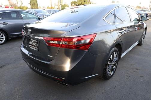 2018 Toyota Avalon XLE