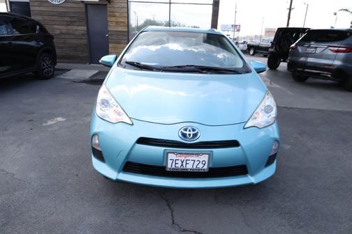 2014 Toyota Prius c Two
