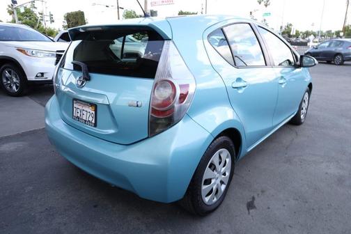 2014 Toyota Prius c Two