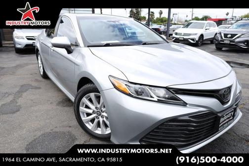 Celestial Silver Metallic 2019 Toyota Camry LE