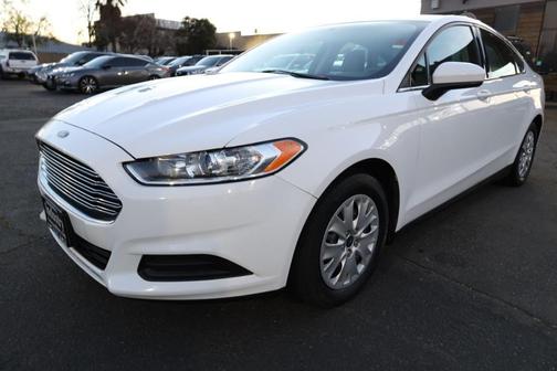 2014 Ford Fusion S