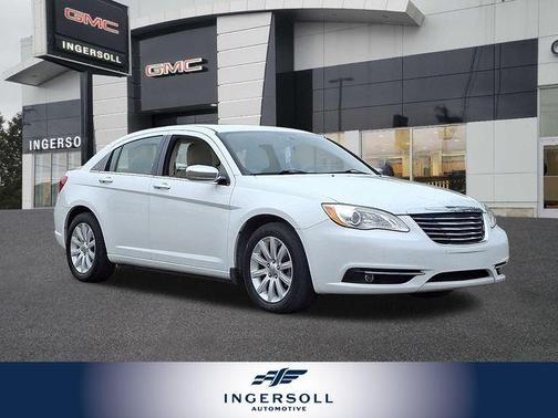 2014 Chrysler 200 Limited