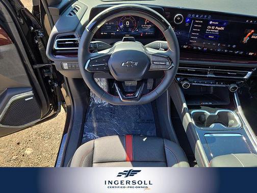 Mosaic Black Metallic 2026 Chevrolet Traverse RS