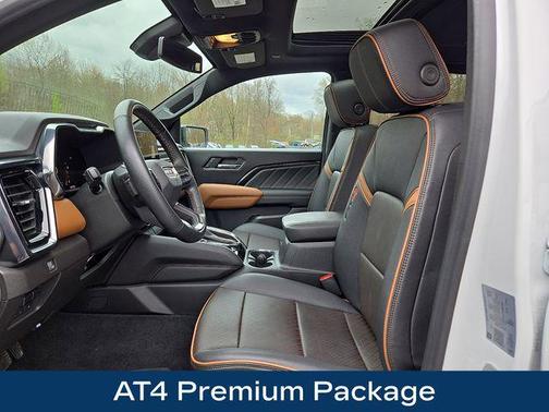 Summit White 2023 GMC Canyon AT4