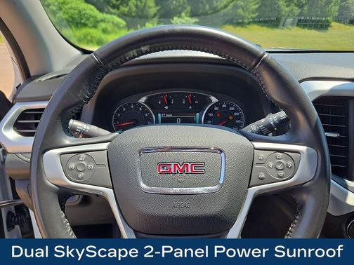 Summit White 2018 GMC Acadia SLT-1