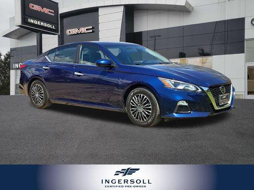Deep Blue Pearl 2019 Nissan Altima 2.5 S