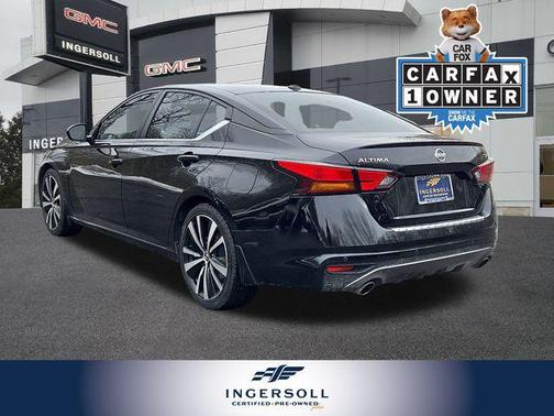 2022 Nissan Altima SR FWD