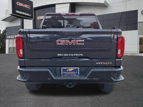 2023 GMC Sierra 1500 AT4X