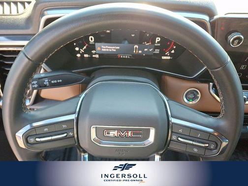 Deep Bronze Metallic 2024 GMC Canyon AT4