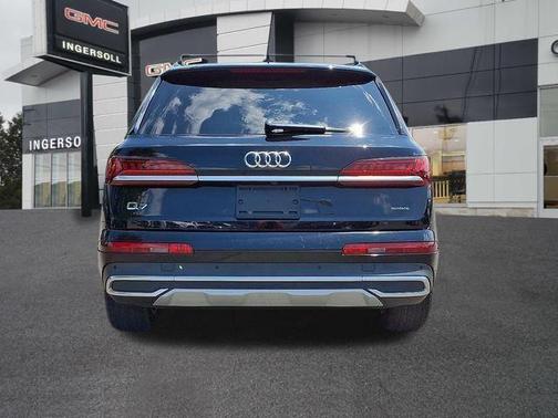 2021 Audi Q7 45 Premium