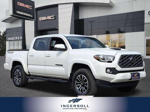 2022 Toyota Tacoma SR