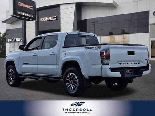 2022 Toyota Tacoma SR