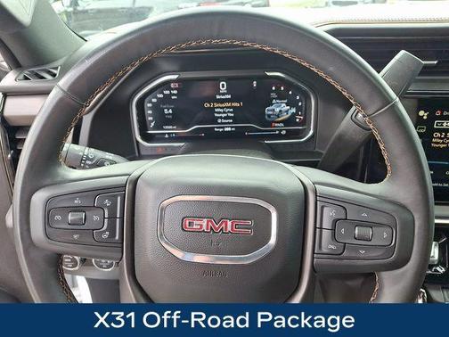 Summit White 2025 GMC Sierra 2500 AT4