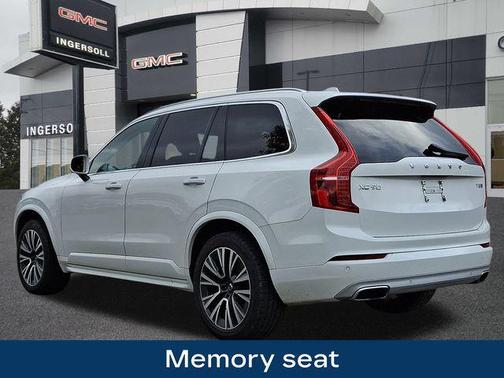2020 Volvo XC90 T5 Momentum