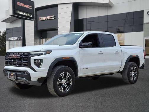 2024 GMC Canyon AT4
