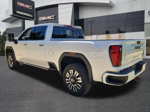 White Frost Tricoat 2024 GMC Sierra 2500 Denali Ultimate