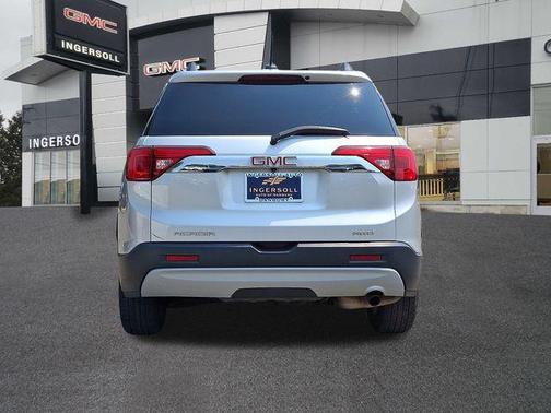 2019 GMC Acadia SLE-2