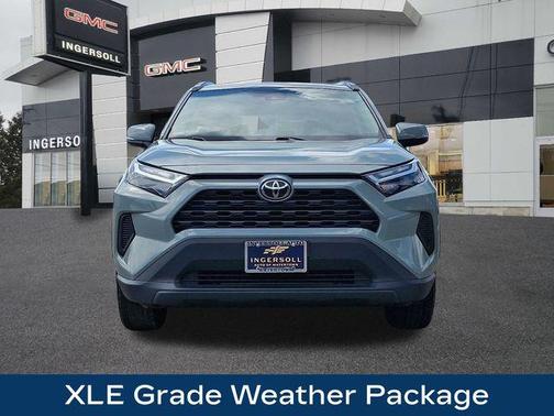 2022 Toyota RAV4 XLE