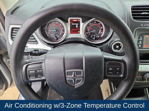 Bright Silver Metallic Clearcoat 2014 Dodge Journey SXT