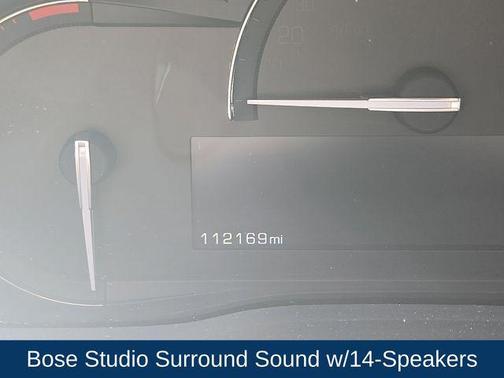 Radiant Silver Metallic 2017 Cadillac XT5 Luxury