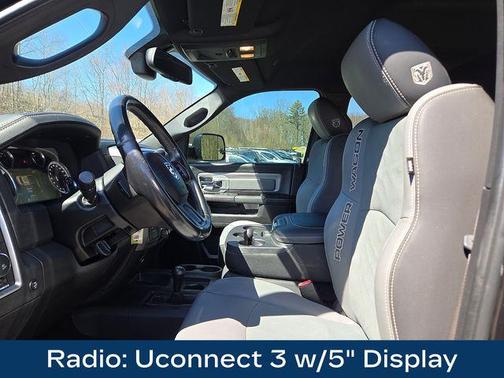 Brilliant Black Crystal Pearlcoat 2018 RAM 2500 Power Wagon