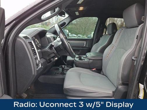 Brilliant Black Crystal Pearlcoat 2018 RAM 2500 Power Wagon