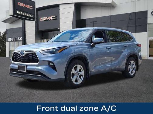 2022 Toyota Highlander Hybrid LE