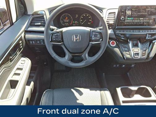 Platinum White Pearl 2026 Honda Odyssey Elite