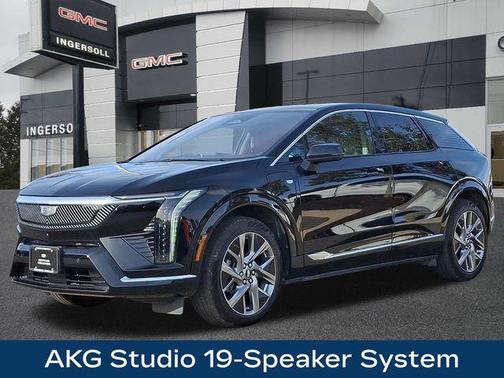 2025 Cadillac OPTIQ Luxury 2 AWD
