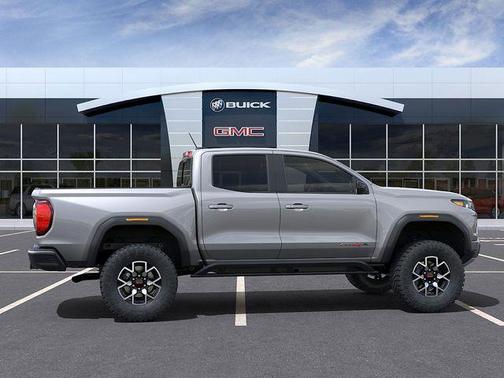 2025 GMC Canyon Base