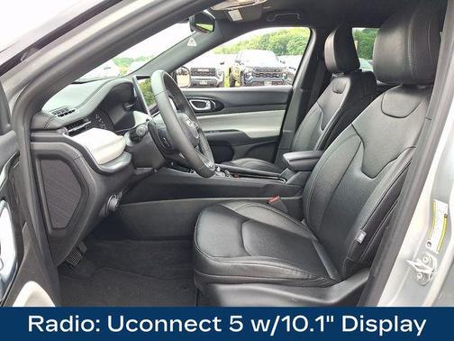Silver Zynith Metallic Clearcoat 2025 Jeep Compass Limited