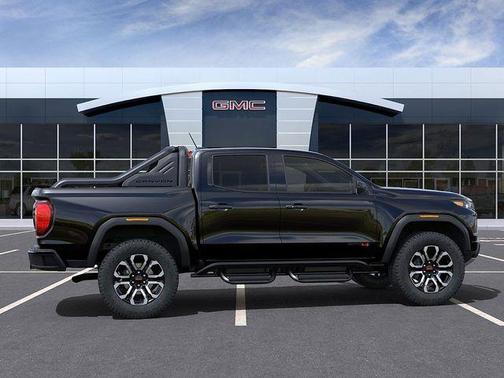 2025 GMC Canyon Base
