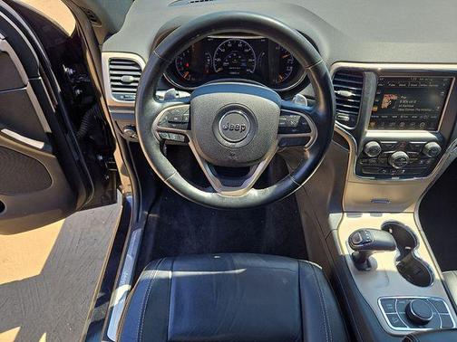 Brilliant Black Crystal Pearlcoat 2015 Jeep Grand Cherokee Limited