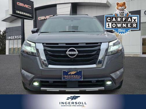2022 Nissan Pathfinder SL 4WD