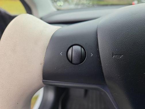 Pearl White Multi-Coat 2019 Tesla Model 3 Long Range