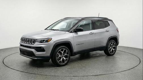 Silver Zynith Metallic Clearcoat 2025 Jeep Compass Limited