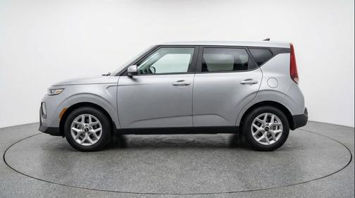 Steel Gray 2025 Kia Soul LX
