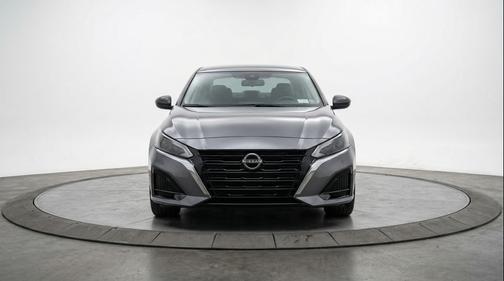 Gun Metallic 2025 Nissan Altima SV FWD