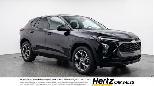 Mosaic Black Metallic 2025 Chevrolet Trax LT