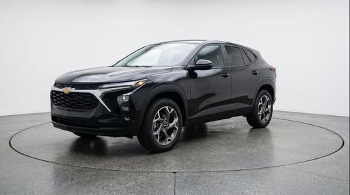 Mosaic Black Metallic 2025 Chevrolet Trax LT