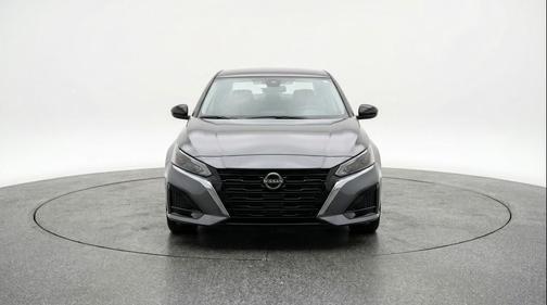 Gun Metallic 2025 Nissan Altima SV FWD