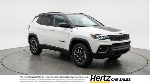 Bright White Clearcoat 2025 Jeep Compass Trailhawk