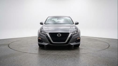 Gun Metallic 2025 Nissan Altima SV FWD