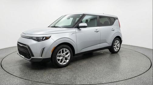 Steel Gray 2025 Kia Soul LX